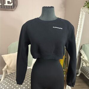 Alphalete • Cropped Fleece Crewneck Sweatshirt